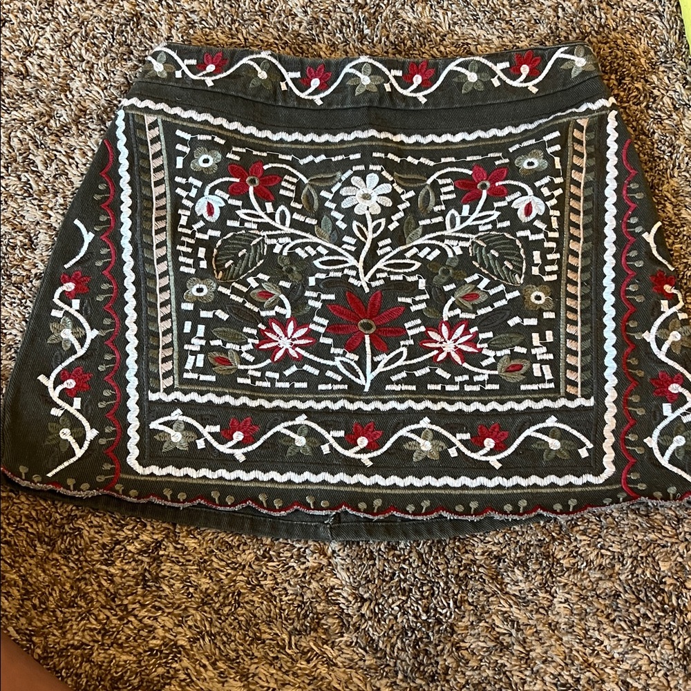 Embroidered Floral Mini Skirt